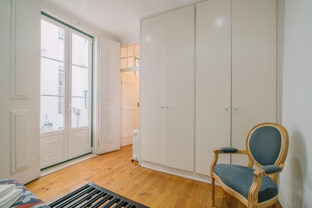Апартаменты Camoes Deluxe Bairro Alto Лиссабон Экстерьер фото